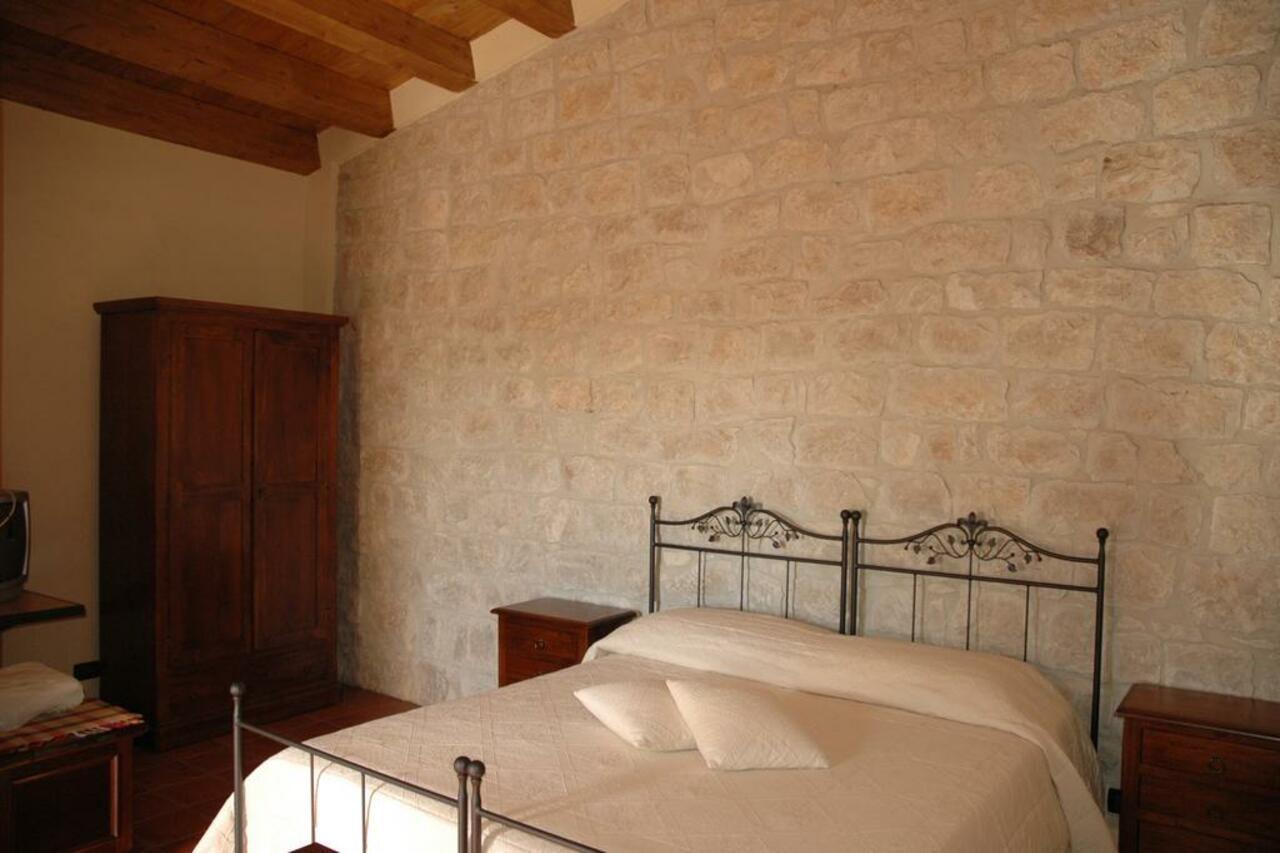 Agriturismo Il Melograno Cannizzara Exterior foto